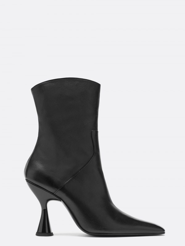 Stainless Ankle Boot Black Leather